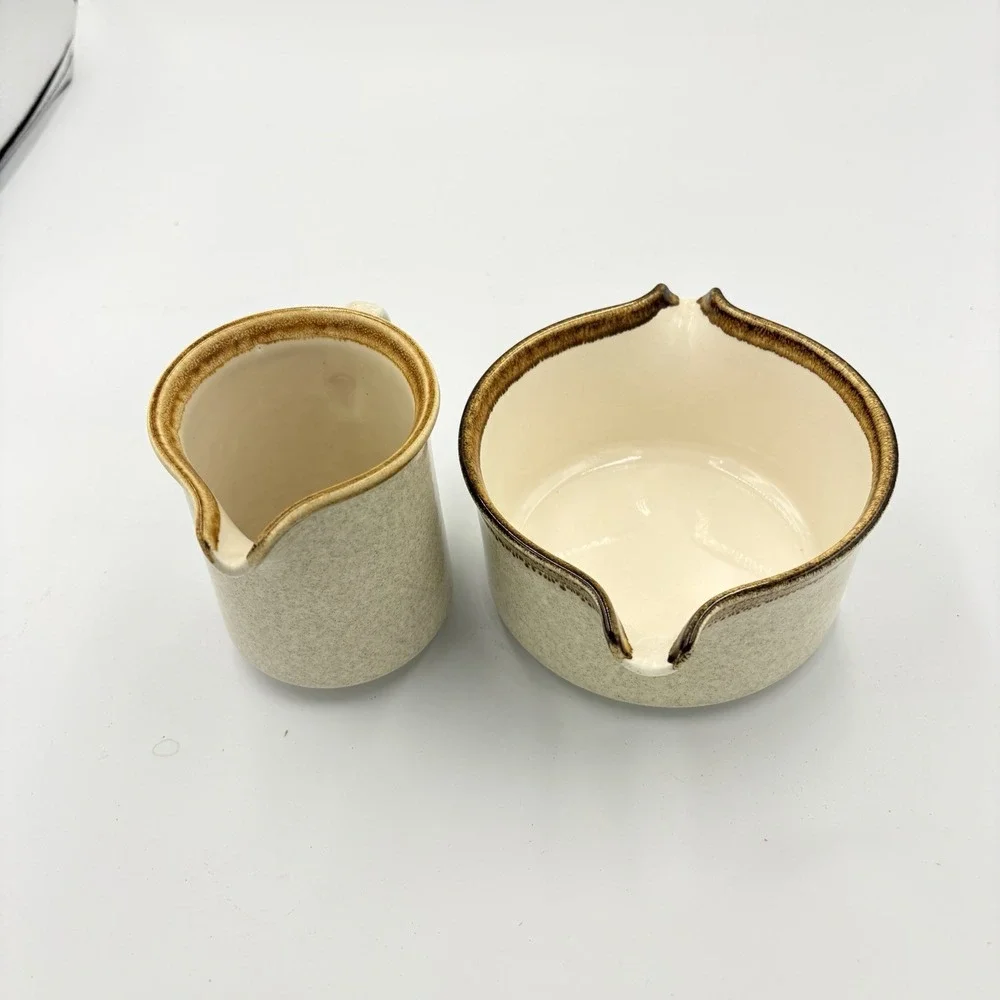 Mikasa Stone Manor F5800 Gravy Boat And Creamer Stoneware Brown